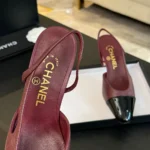 Chanel Slingback da donna in pelle di capra e grosgrain con tacco da 65 mm - Marrone