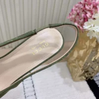 Gucci GG Women’s Horsebit Pump 794687 2UZO0 (1)