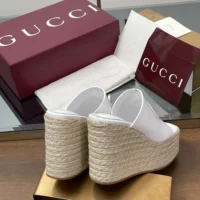 Gucci GG Women’s Interlocking G Sandal-White 817212AP0B0 (1)