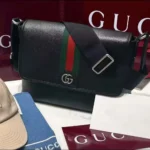 Sac messager Gucci unisexe Ophidia de taille moyenne ‎834467AAE1B