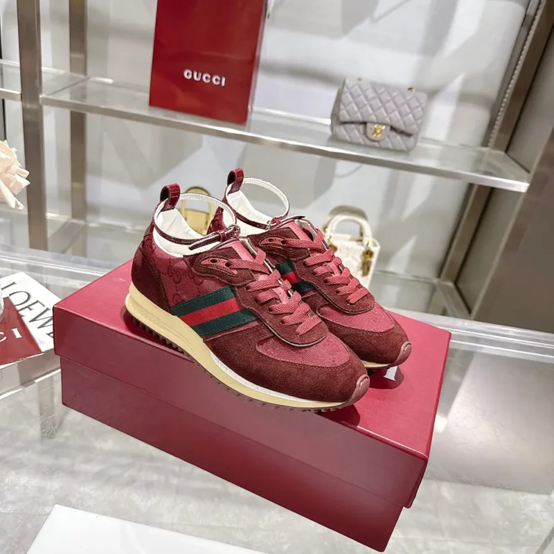Gucci Unisex Re-Motion Sneaker-Red 832918AAEZM
