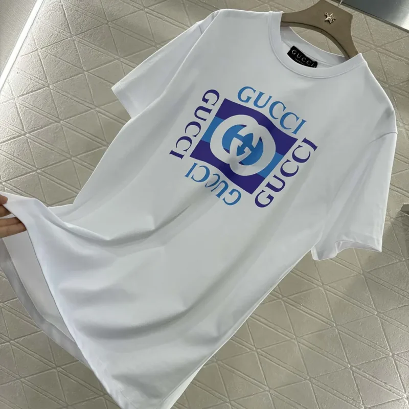 Camiseta Gucci de algodón para mujer con estampado ‎837959XJHG9