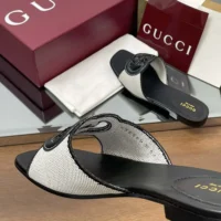 Gucci Women Interlocking G Slide Sandal-Black 835723FAEA0 (1)