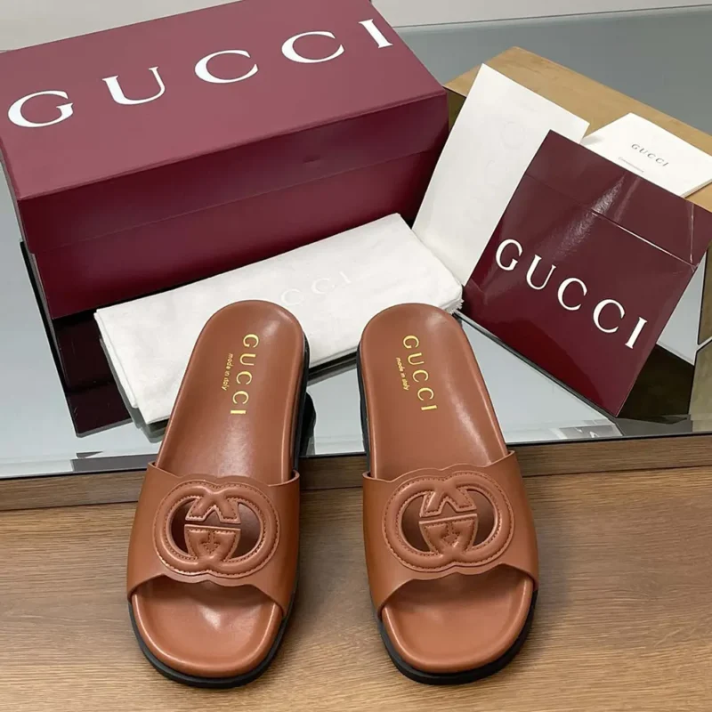 Gucci Women Interlocking G Slide Sandal-Brown 816334US000