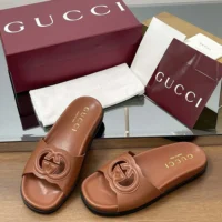Gucci Women Interlocking G slide sandal-Brown 816334US000 (1)