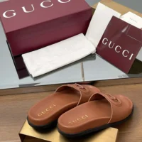 Gucci Women Interlocking G slide sandal-Brown 816334US000 (1)