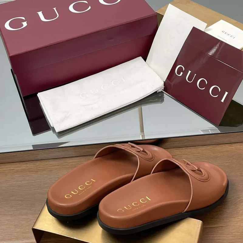 Gucci Women Interlocking G Slide Sandal-Brown 816334US000