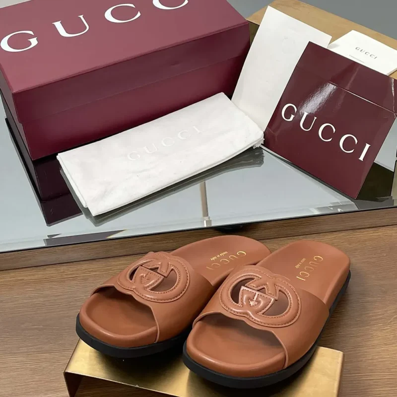Gucci Women Interlocking G Slide Sandal-Brown 816334US000
