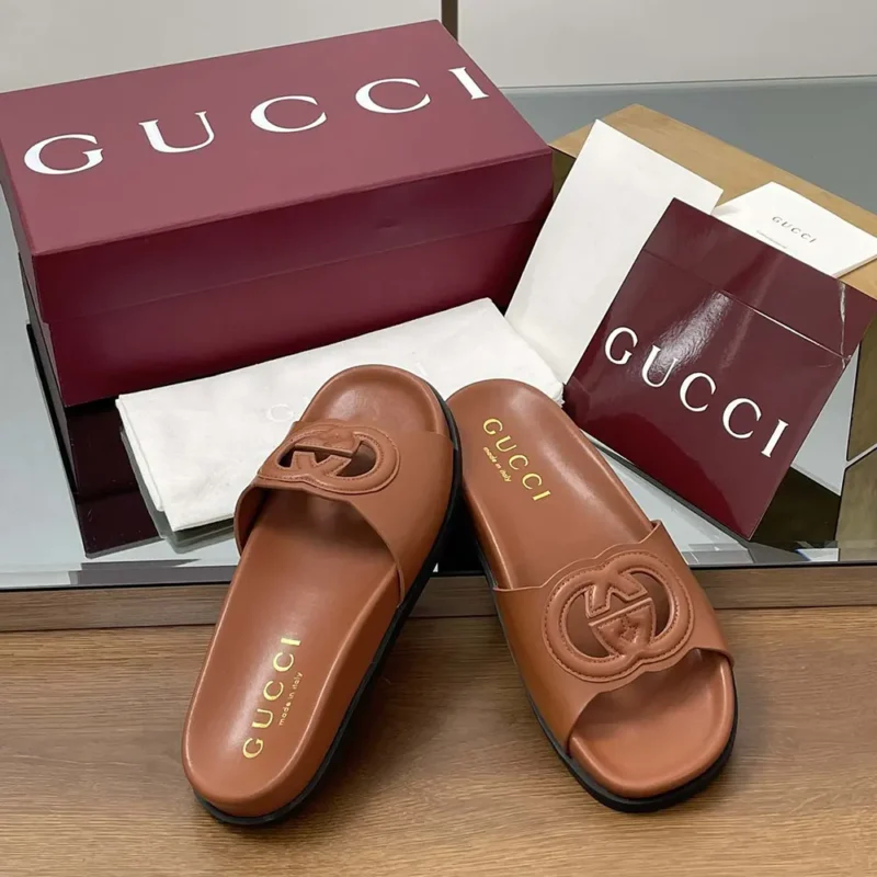 Gucci Women Interlocking G Slide Sandal-Brown 816334US000