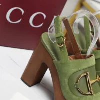 Gucci Women Platform Sandal with Horsebit-Light Green 834420AAEXM (1)