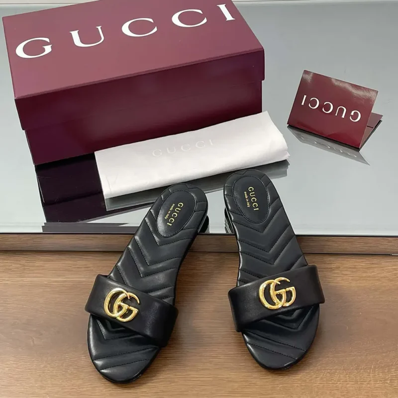 Gucci Women's Slide Sandal with Doube G-Black 832449BKO00