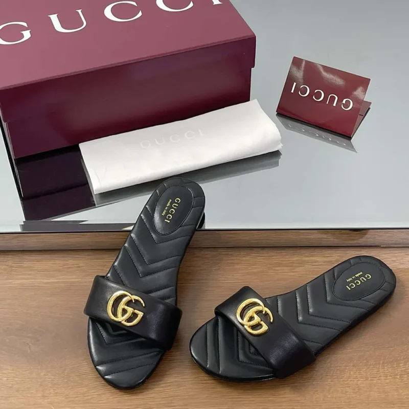 Gucci Women's Slide Sandal with Doube G-Black 832449BKO00