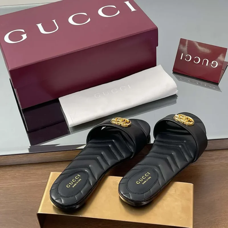 Gucci Women's Slide Sandal with Doube G-Black 832449BKO00