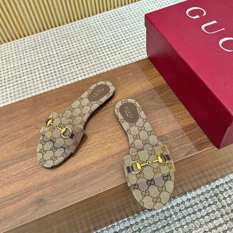 Gucci Women's Slide Sandal with Horsebit 835828FAB10