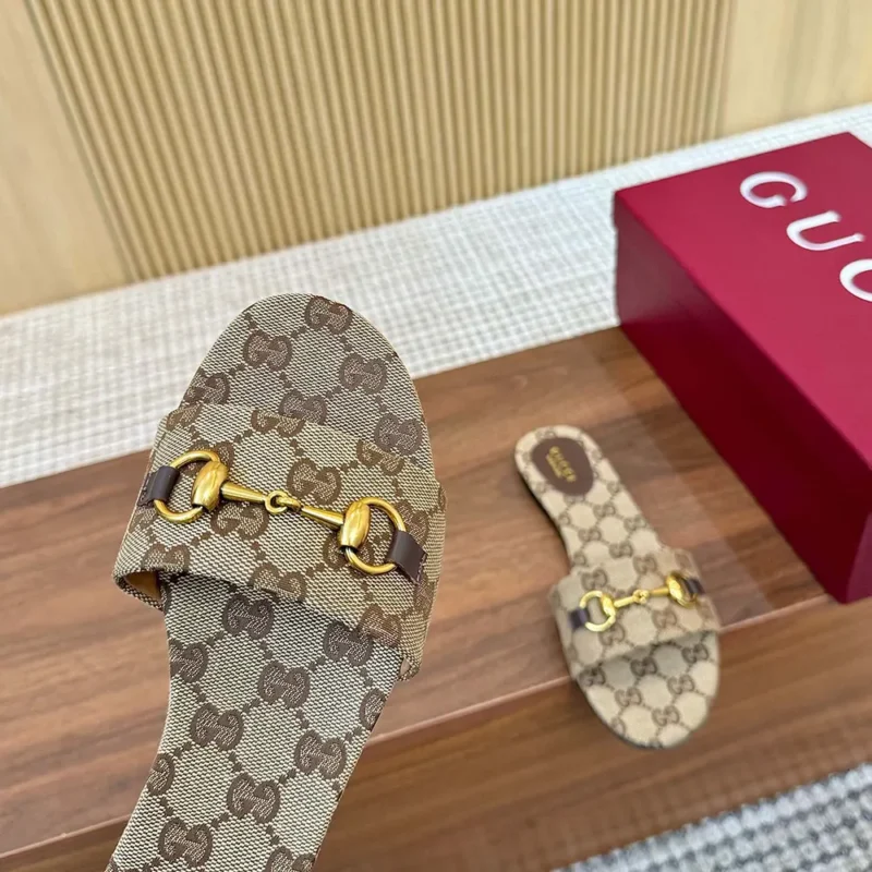 Gucci Women's Slide Sandal with Horsebit 835828FAB10