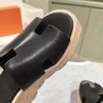 Hermes Women Eze 30 Sandal-Black H221026Z02