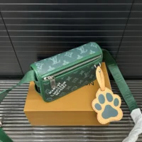 Louis Vuitton LV Men Bosphore Wearable Walle-Green M12637 (1)