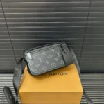 Cartera portátil Louis Vuitton LV para hombre Bosphore con monograma Eclipse-Negro M12599