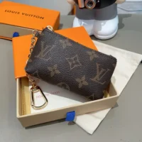 Louis Vuitton LV Unisex Key Pouch Monogram M62650 (1)