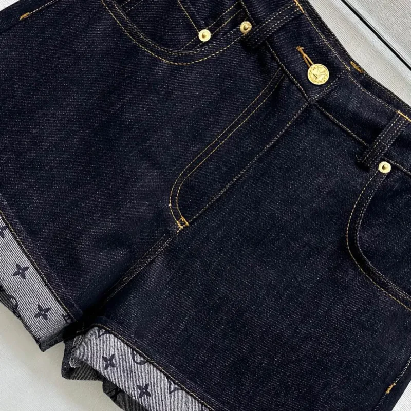 Louis Vuitton Damen Denim-Minishorts mit Bündchensaum 1AI160