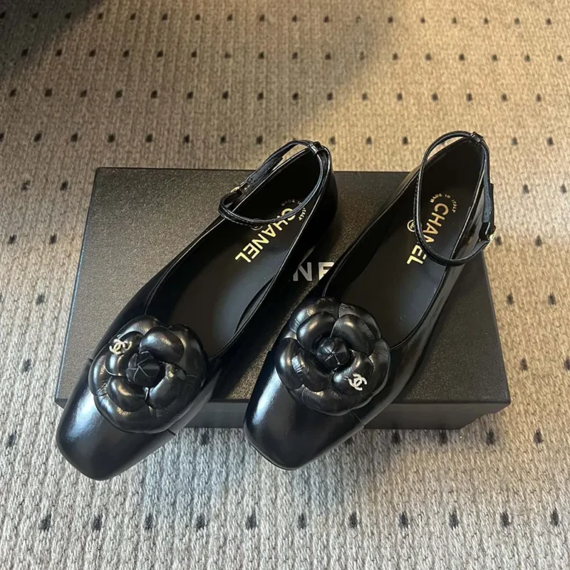 Chanel Women Ballet Flats Shiny Calfskin-Black G46520