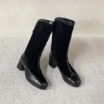 Botas altas Chanel para mujer de ante y piel de becerro, color negro