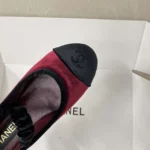 Chanel Mary Janes para mujer, terciopelo granate, G46193