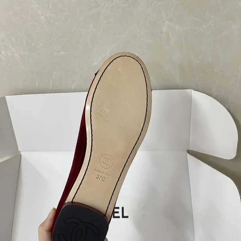 Chanel Women Mary Janes Velvet Maroon G46193