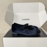 Chanel Femme Mary-Janes-Velours-Bleu Marine G46542