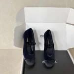 Chanel Femme Mary-Janes-Velours-Bleu Marine G46542