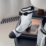 Bottes courtes Chanel pour femme en maille gros-grain - Blanc et noir G46703