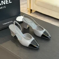 Zapatos Chanel para mujer de tiras traseras de piel de cabra y grosgrain con tacón de 65 mm (gris y negro)