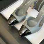 Chanel Slingback da donna in pelle di capra grosgrain con tacco 90 mm - Grigio/Nero