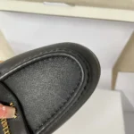 Dior Damloafers i svart, smidigt kalvskinn KDF039VSO