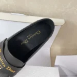 Dior Damloafers i svart, smidigt kalvskinn KDF039VSO