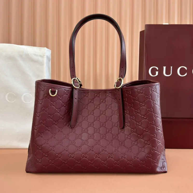 Gucci Women GG Emblem Large Tote Bag 815213AAFDV6207