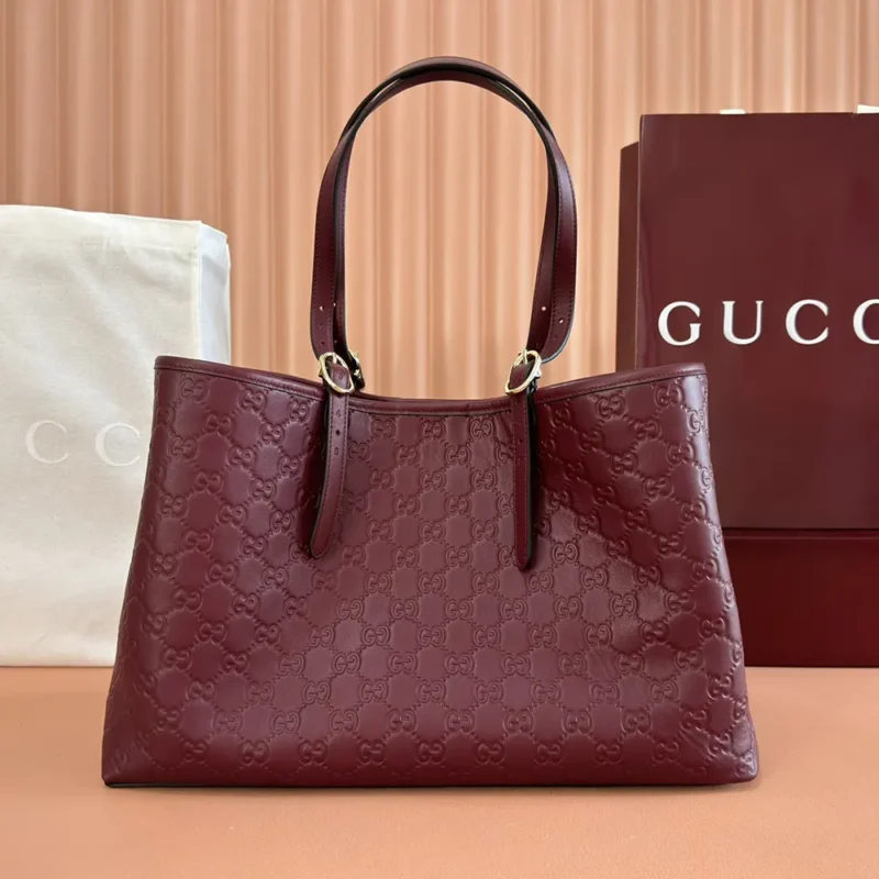 Gucci Women GG Emblem Large Tote Bag 815213AAFDV6207