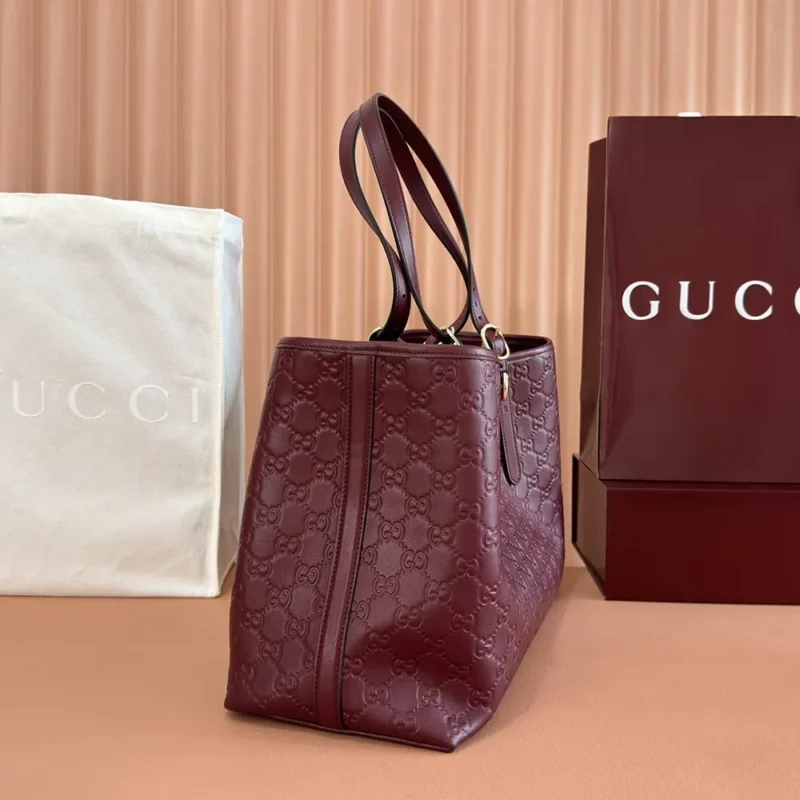 Gucci Women GG Emblem Large Tote Bag 815213AAFDV6207
