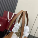 Gucci Women Gucci Totissima Large Reversible Tote Bag-Brown 839112AAFEQ