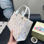 Louis Vuitton LV OnTheGo PM Embossed Grained Cowhide Leather M25770