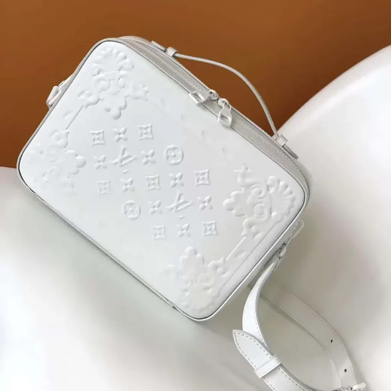 Louis Vuitton LV Unisex Handle Soft Trunk M21833