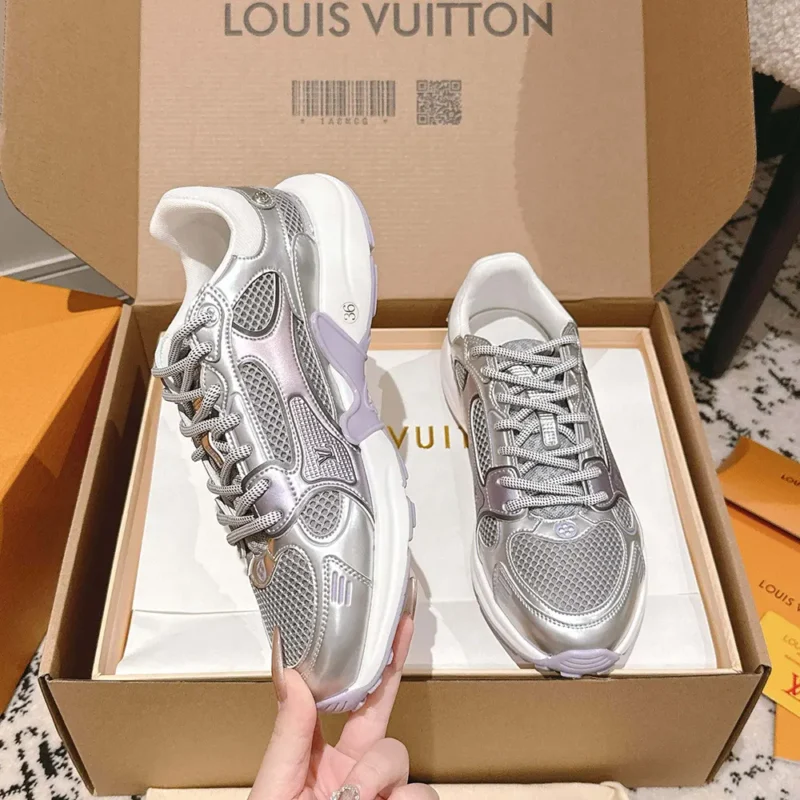 Louis Vuitton LV Unisex Olympia Sneaker-Purple 1AHOM6