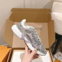 Louis Vuitton LV Unisex Olympia Sneaker-Purple 1AHOM6 (1)