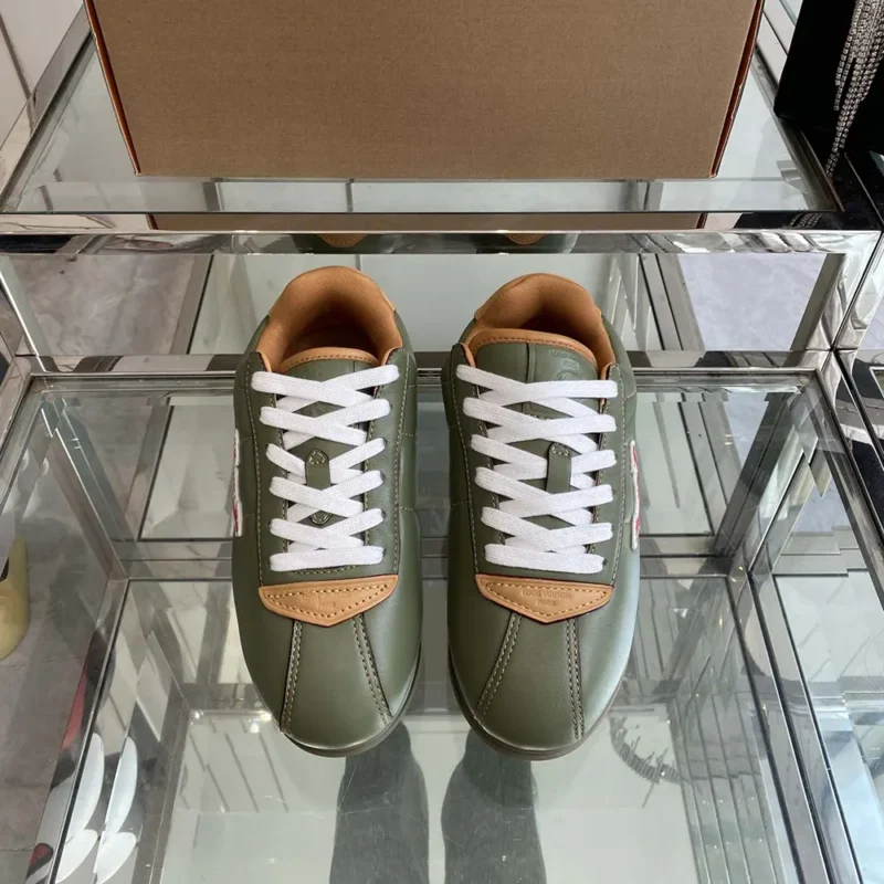 Louis Vuitton Unisex LV BUTTERSOFT Sneaker-Khaki Green 1AIKHL