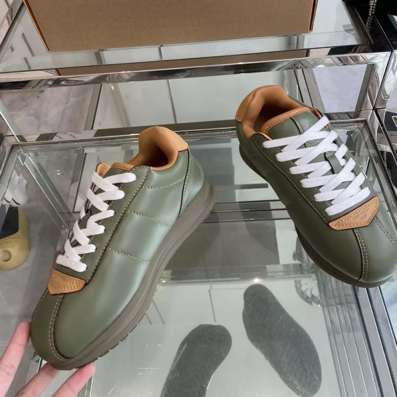 Louis Vuitton Unisex LV BUTTERSOFT Sneaker-Khaki Green 1AIKHL