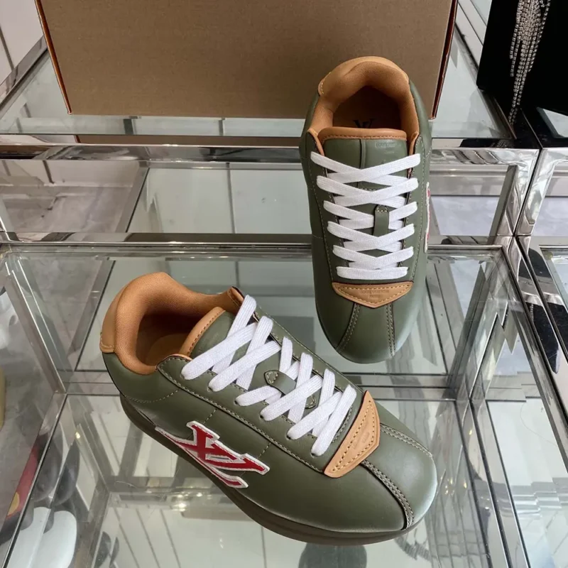 Louis Vuitton Unisex LV BUTTERSOFT Sneaker-Khaki Green 1AIKHL