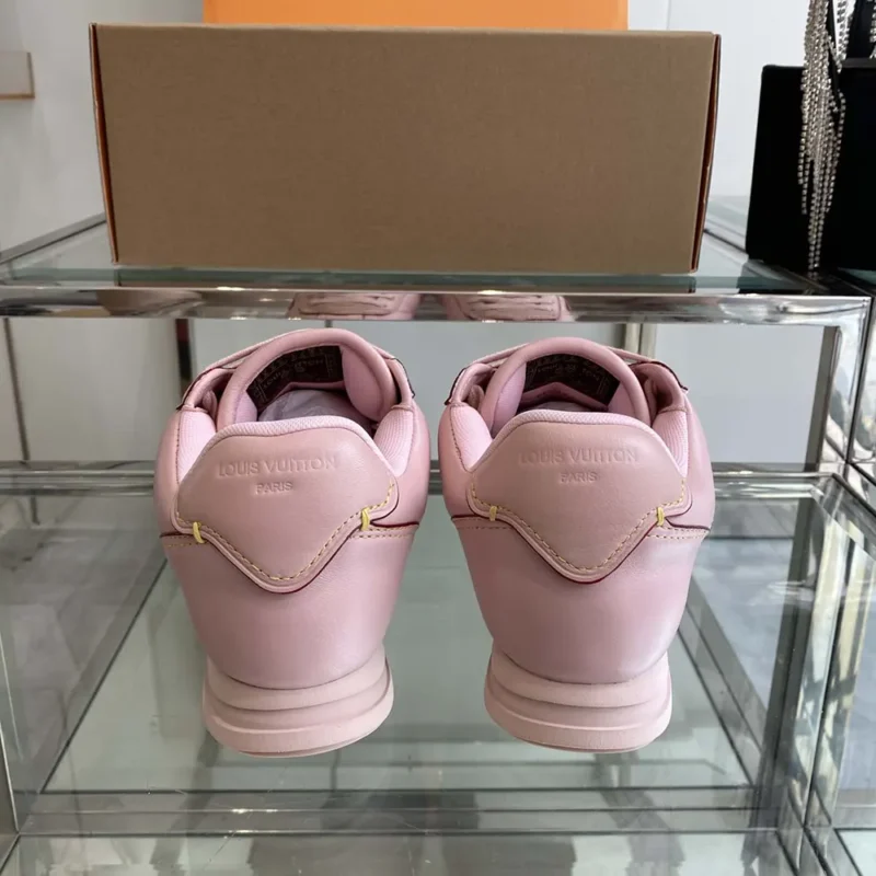 Louis Vuitton Unisex LV BUTTERSOFT Sneaker-Pink 1AIKH2