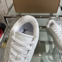 Louis Vuitton Unisex LV BUTTERSOFT Sneaker-White 1AIKDJ (1)