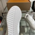 Louis Vuitton Unisex LV BUTTERSOFT Sneaker-White 1AIKDJ