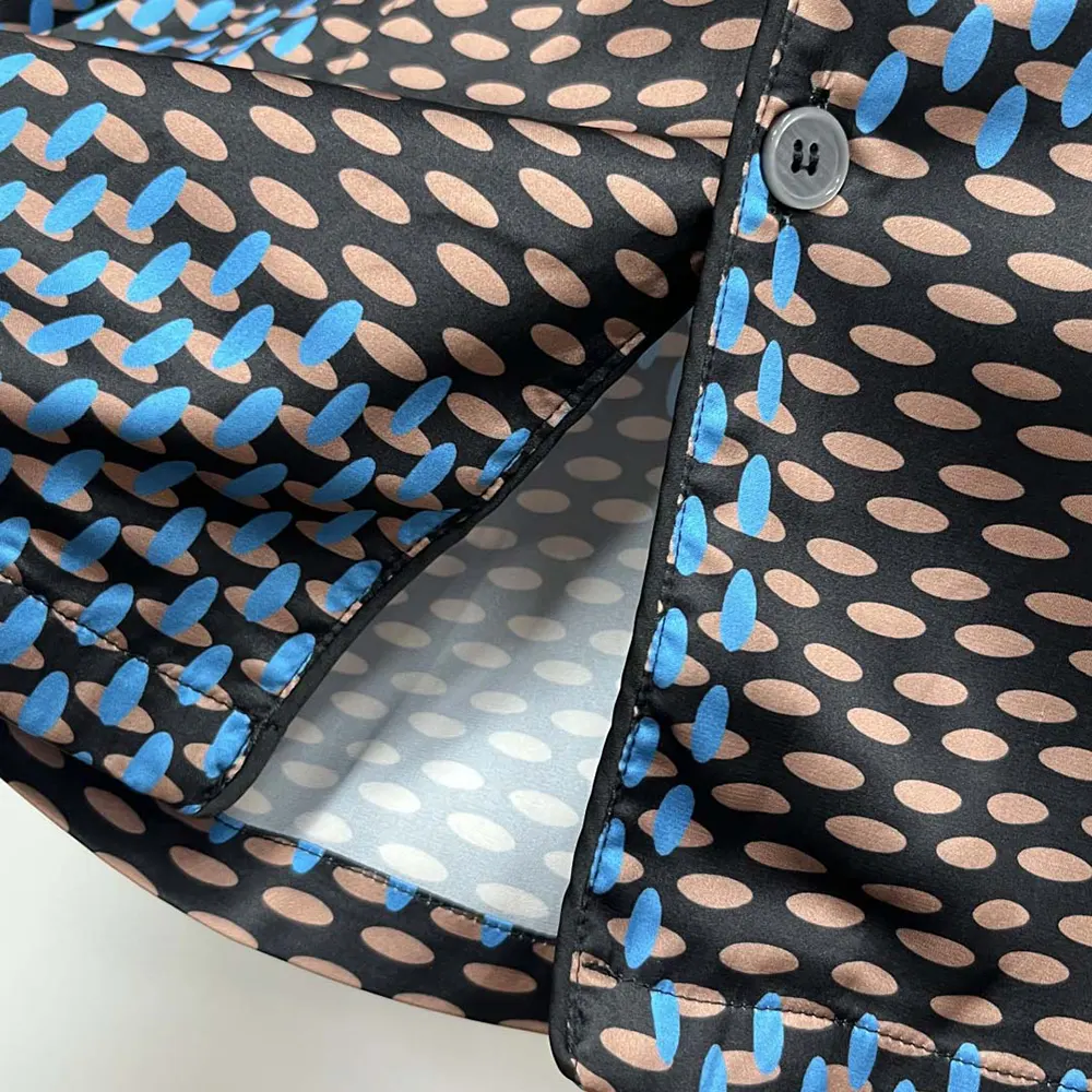 Louis Vuitton Women's Long Sleeved Damier Silk Pajama Set (11) Louis Vuitton Women's Short Sleeved Damier Silk Pajama Set